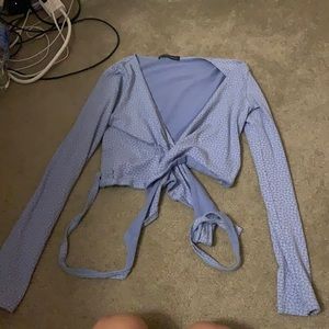 Long sleeve cross over crop! Size small. Brand: Brandy Melville
